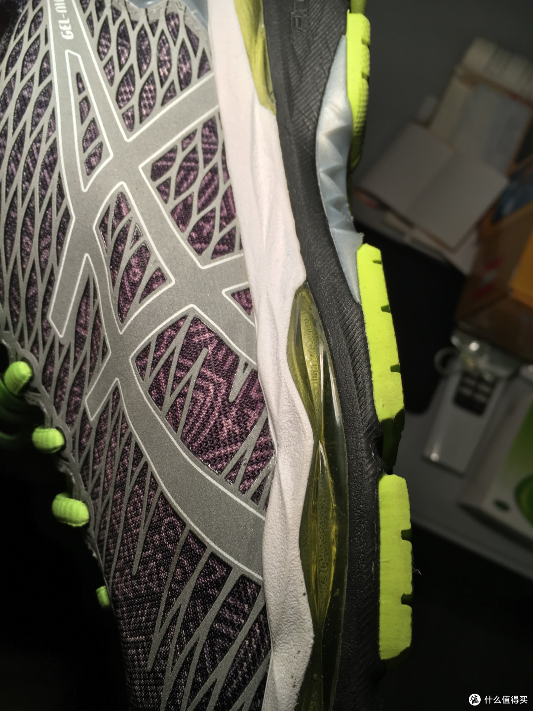 ASICS 亚瑟士 GEL-NIMBUS 18 LITE SHOW 男士跑鞋 开箱