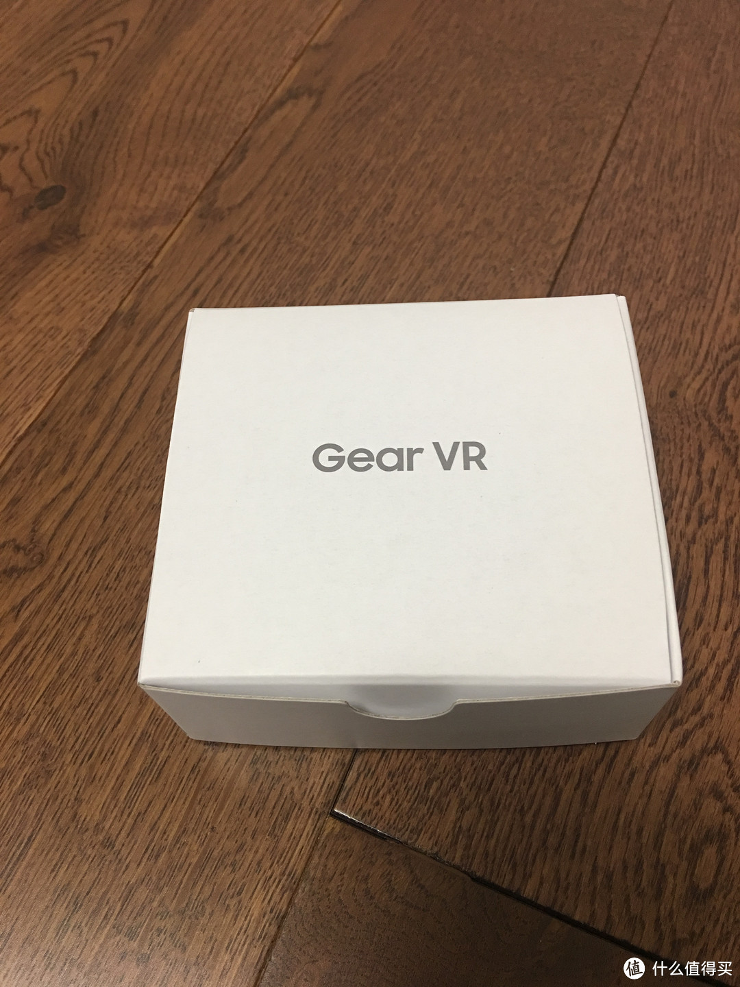 我的第一台vr设备！SAMSUNG 三星gear vr 4 眼镜