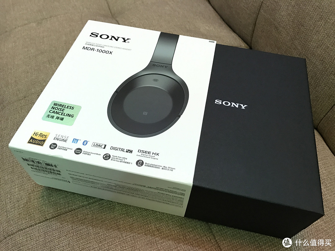 降噪NC粉 — SONY 索尼 MDR 1000X 无线降噪耳机 开箱 兼对比QC35