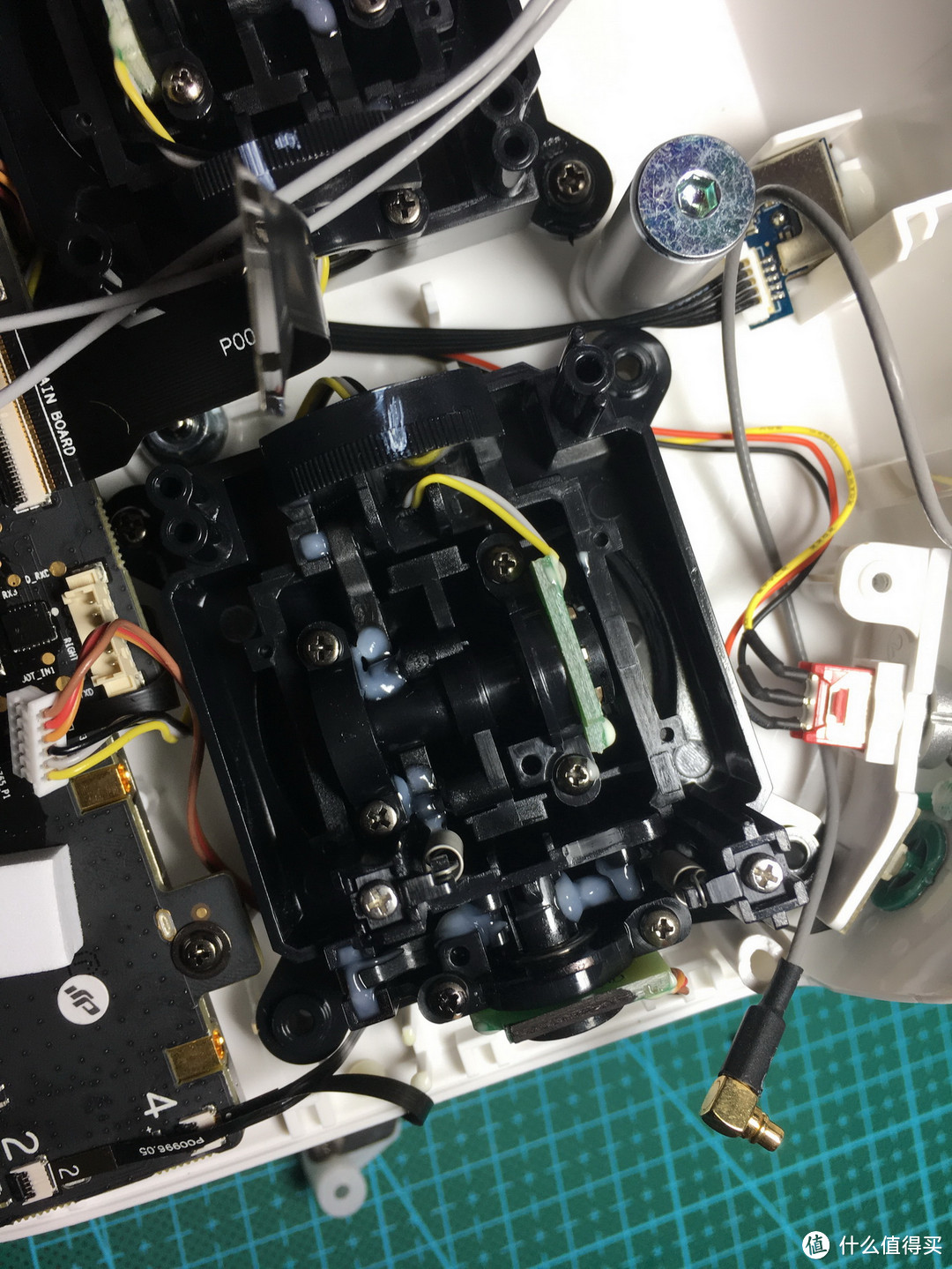 让你的无人机飞的更稳,看的更远 — DJI 遥控器增程改装教程