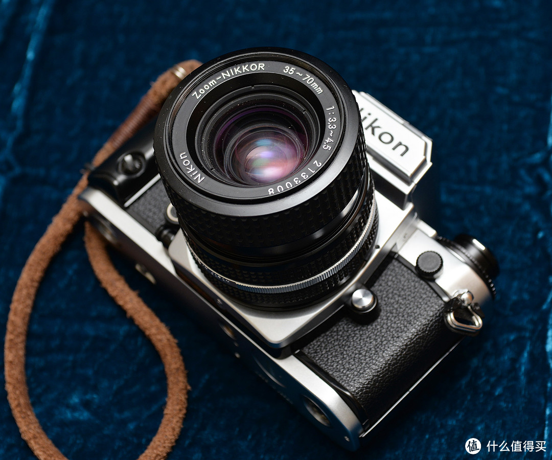 #首晒# 来自1983年的经典：Nikon 尼康 FA 胶片单反相机