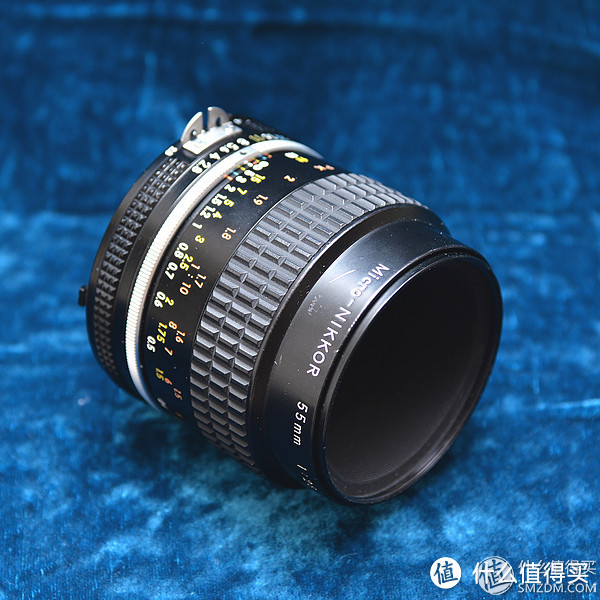 #首晒# 来自1983年的经典：Nikon 尼康 FA 胶片单反相机