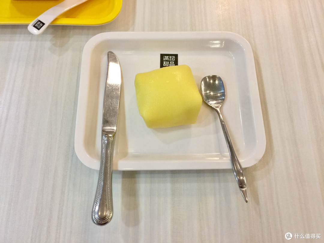 鼎泰丰、姚记炒肝（鼓楼店） 、九门小吃、晟永兴饭庄、山晋云中刀削面、满记甜品
