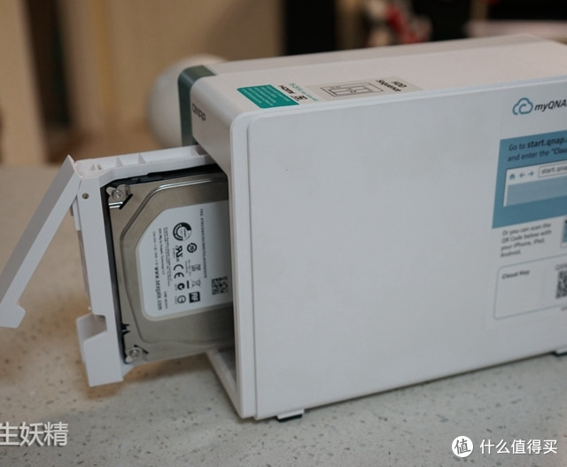 #本站首晒# 威联通 QNAP TS-251A 网络储存 开箱 体验 评测