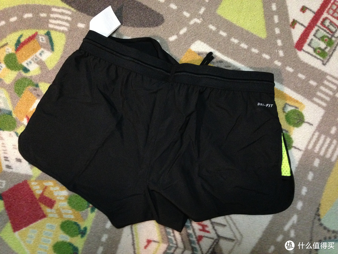 Nike 耐克 Run Fast-Shorts Running 女式运动短裤