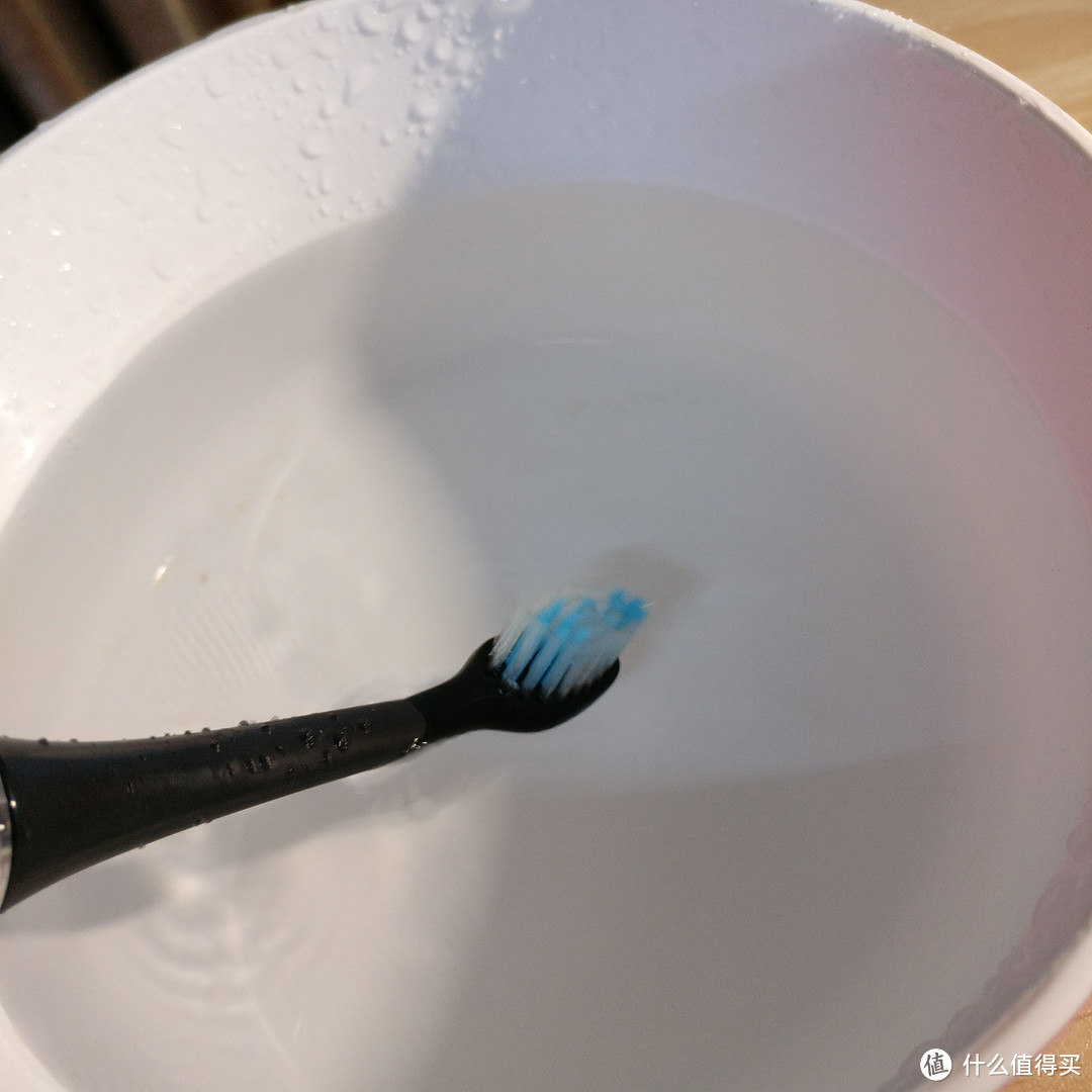 牙震很快乐BLYL 百力英伦声波震动牙刷试用体验