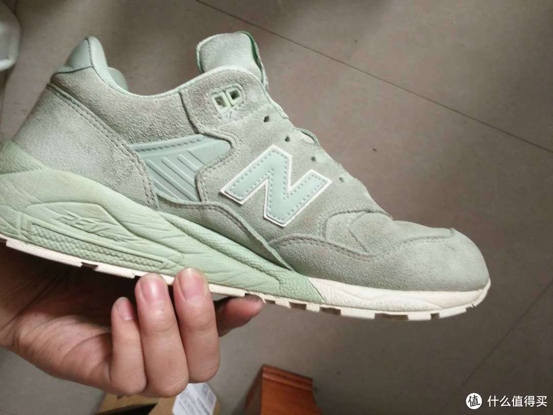 NO ZUO NO DIE 开心的手贱：new balance NB580 男款复古跑鞋