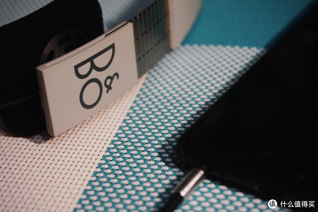 简约随和：B&O Form 2i 超轻头戴式耳机 简单开箱