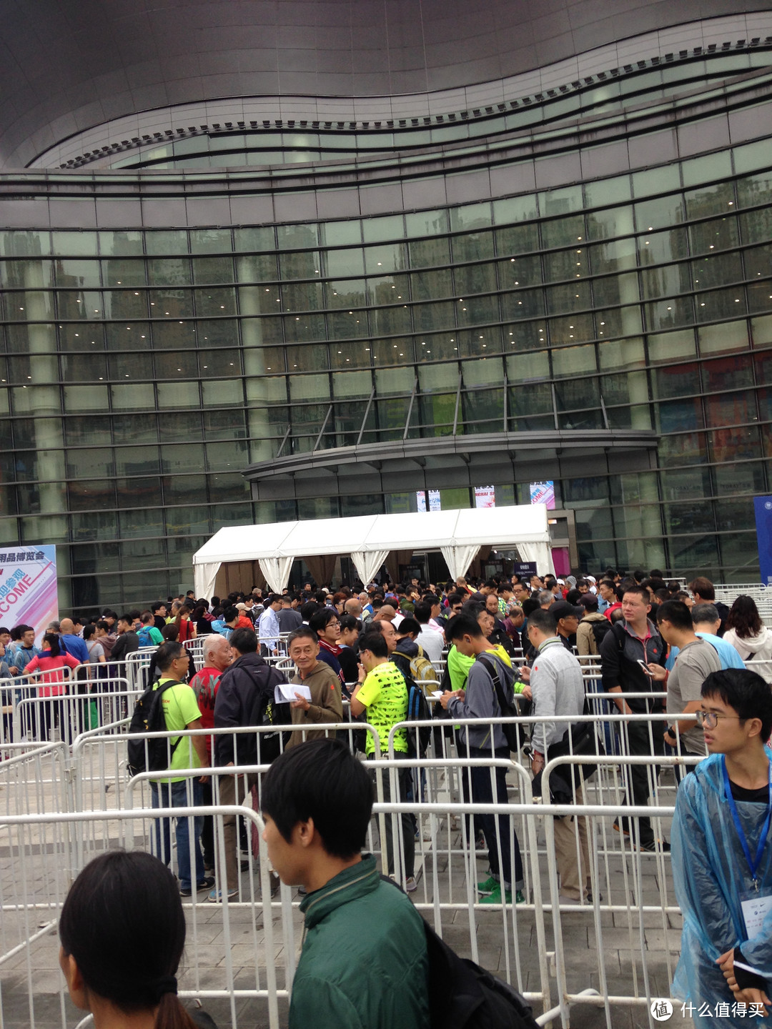 2016上海国际马拉松装备领取