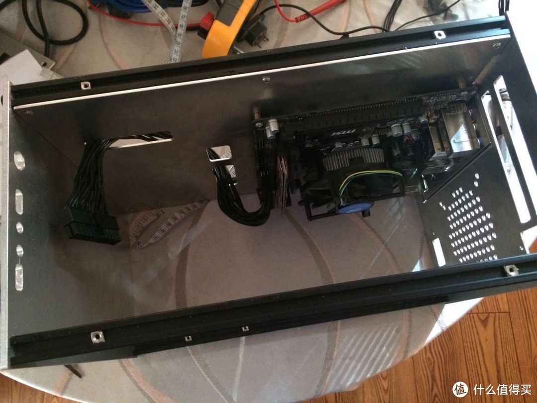 穷折腾之：DIY自己的ITX机箱