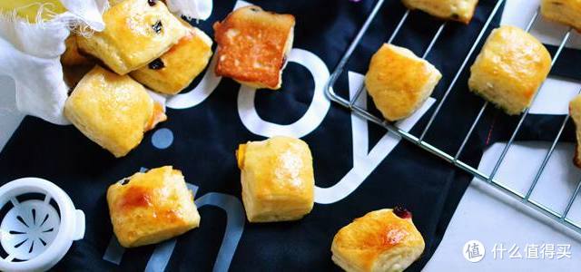 秋季小零食 杂果面包小方