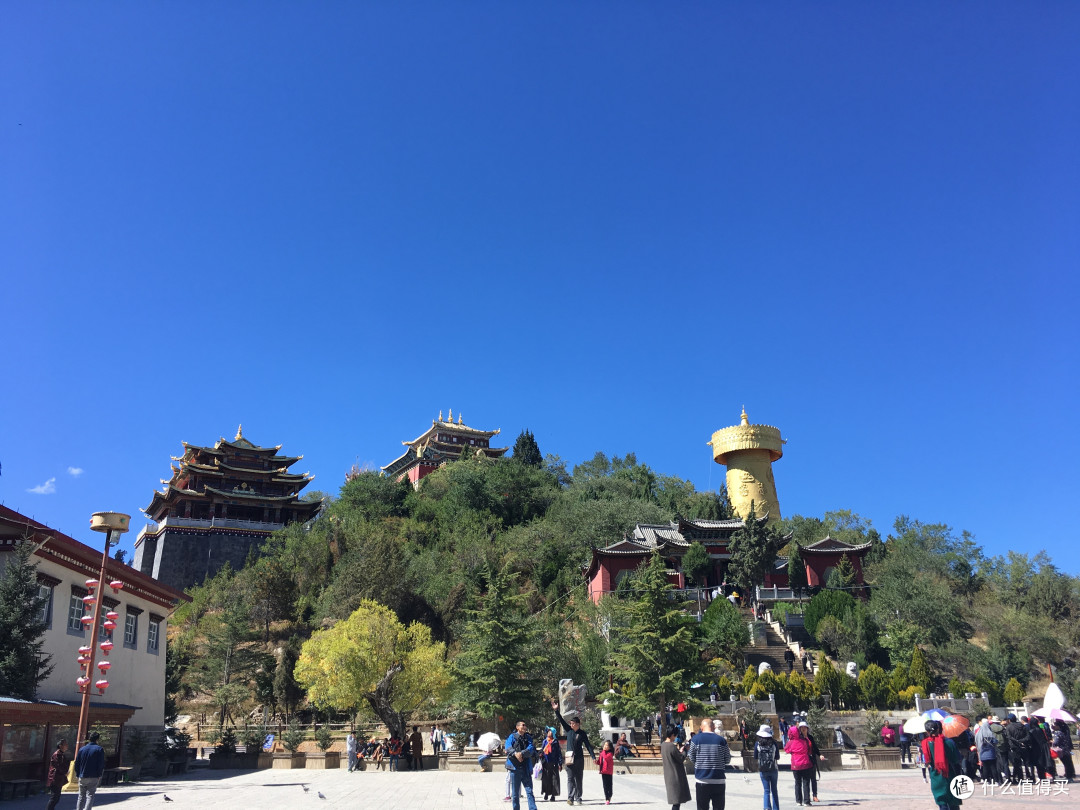 越过山丘,行走在云端——雨崩徒步行记