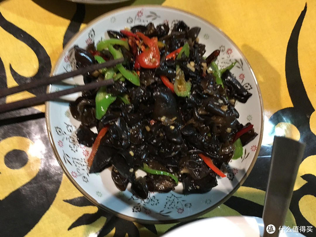 越过山丘,行走在云端——雨崩徒步行记