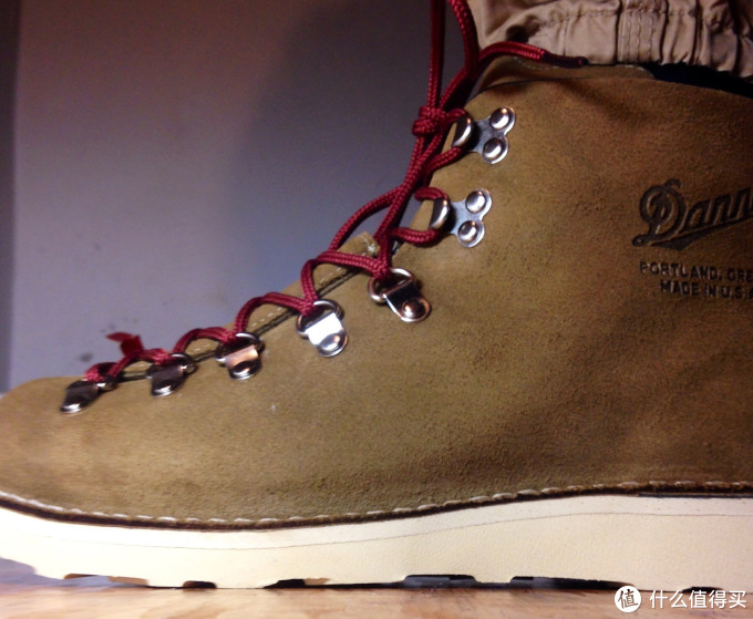 RED WING 红翼 875&Danner 30868X 工装靴 & WARRIOR 回力 红白板鞋