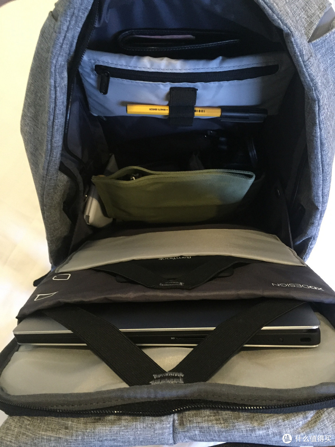好好工作，背包也要大不同—XD DESIGN 蒙马特 城市安全防盗背包 开箱
