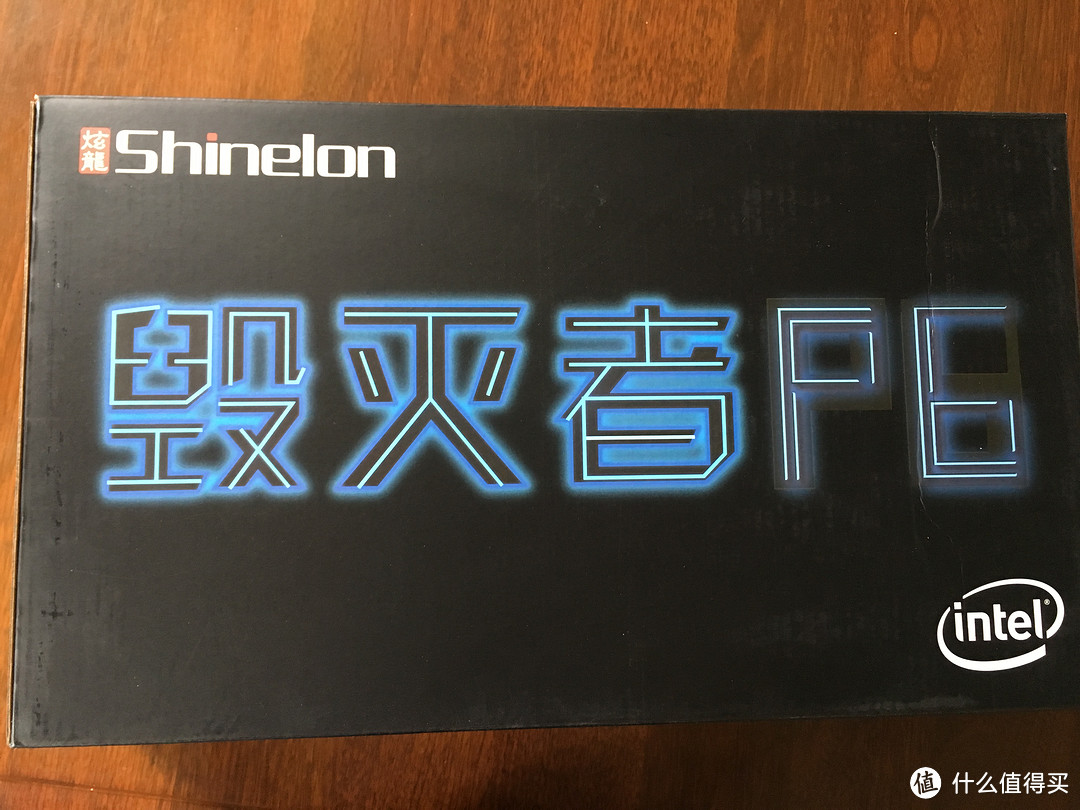 船儿子-Shinelon 炫龙 毁灭者P6-780S2N 15.6英寸游戏笔记本电脑