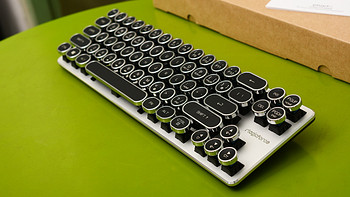 魔蛋 68键 机械键盘开箱说明(键帽|脚撑|接口|青轴|LED灯)