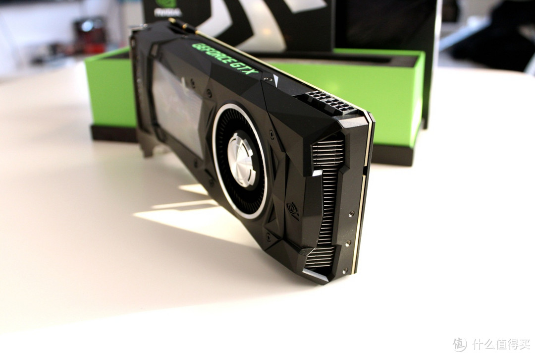 Pascal双雄：NVIDIA TITAN X（Pascal） & GTX1080 Founders Edition