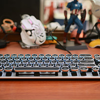 68键打字机风格，Magicforce 魔蛋 Smart 迷你机械键盘开箱
