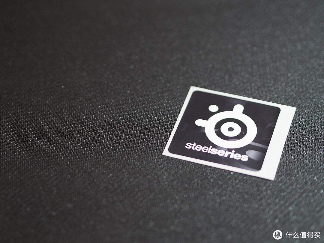 为了一张白菜价 SteelSeries 赛睿 QcK 鼠标垫配了一只赛睿鼠标？