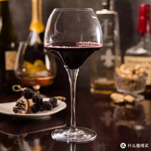 如何挑到实用的居家红酒杯