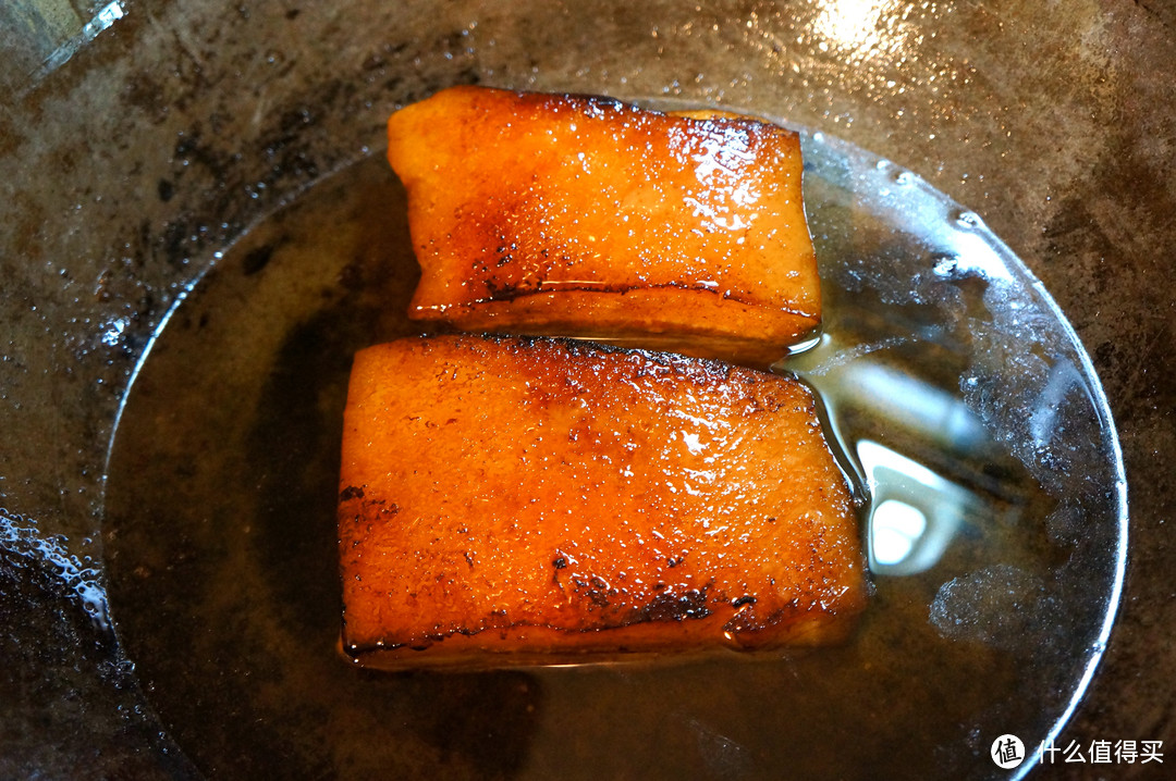 天啊！这扣肉会发光！！晶莹璀璨诱人食の私房梅菜扣肉