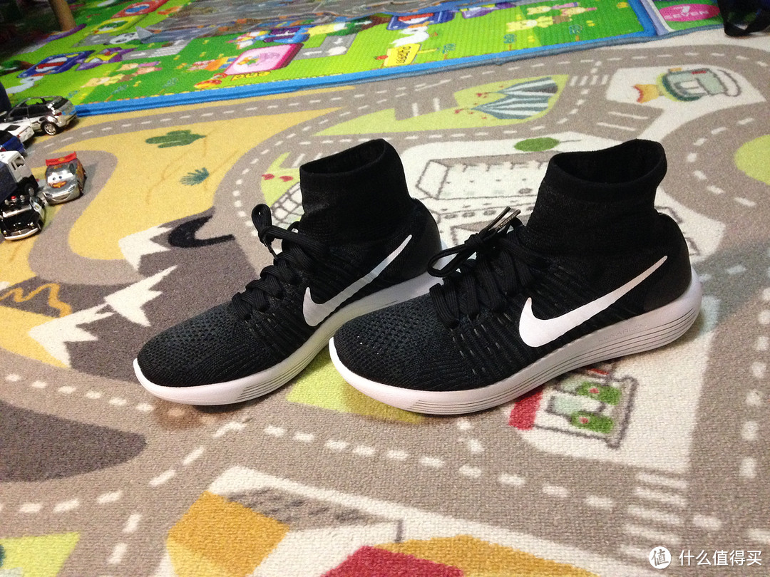 NIKE 耐克 LunarEpic Flyknit 跑鞋 晒单