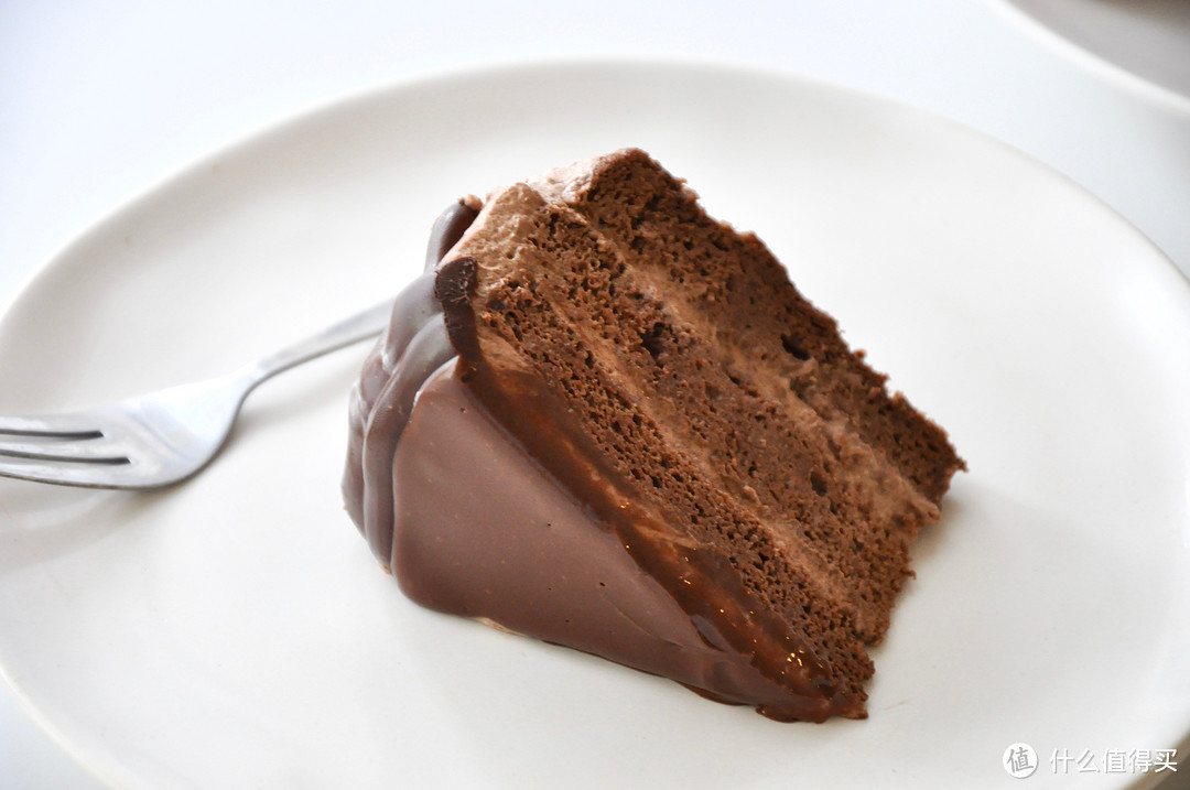 滴落巧克力蛋糕