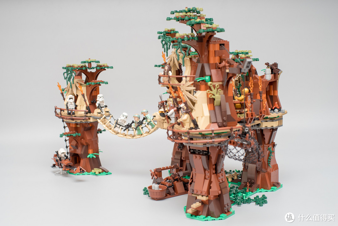 小熊领地探秘：LEGO 乐高 10236 Ewok Village 伊沃克村 熊村 简评