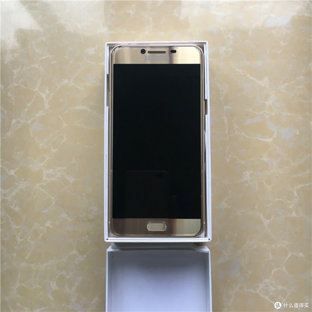 不便宜的低端机——SAMSUNG 三星 C5 开箱小测