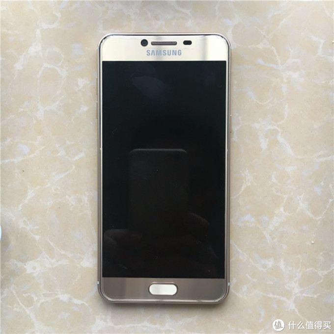 不便宜的低端机——SAMSUNG 三星 C5 开箱小测