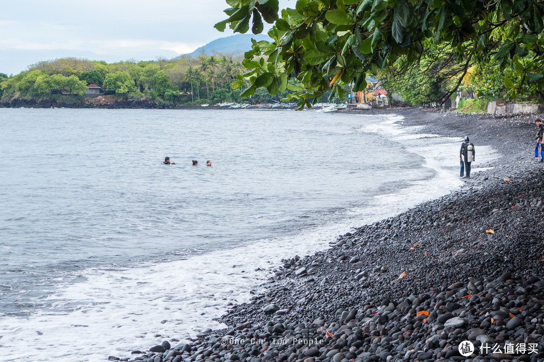 Tulamben的Beach