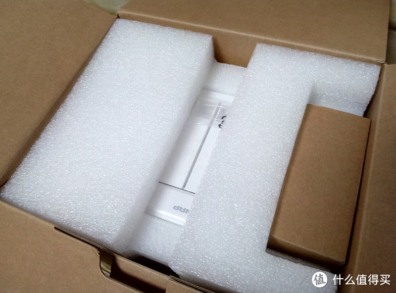 没了云盘自己建:新入 QNAP 威联通 TS-431P 网络存储 开箱分享