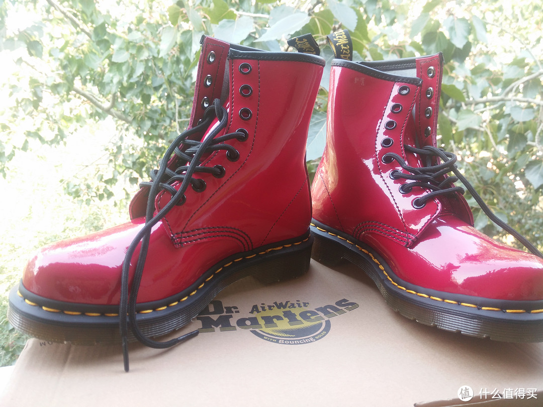 第一双红漆皮 Dr. Martens 1460 马丁靴