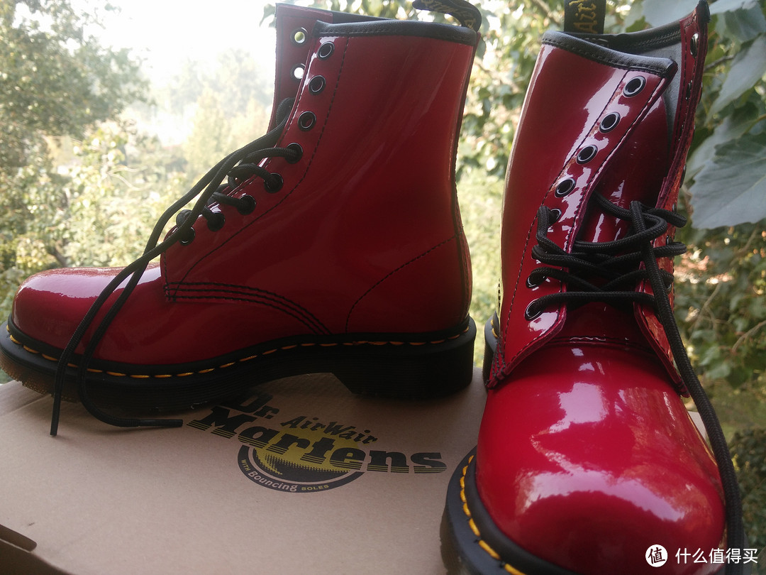 第一双红漆皮 Dr. Martens 1460 马丁靴