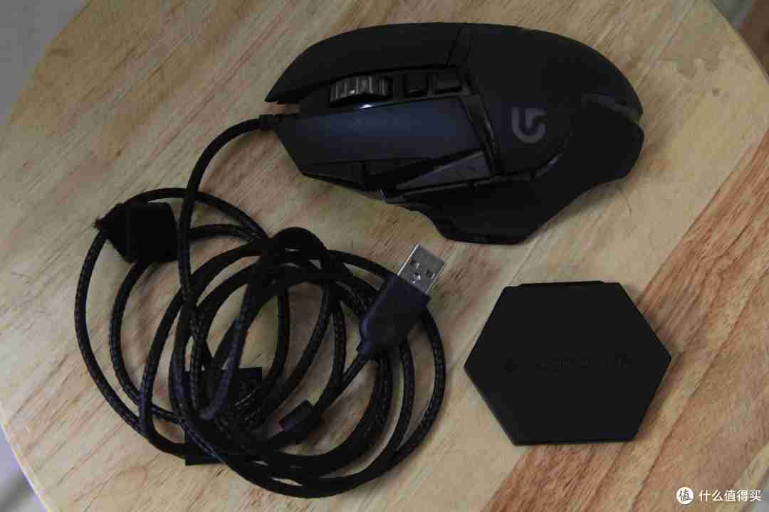 Logitech 罗技 G502RGB 鼠标 简单开箱及使用