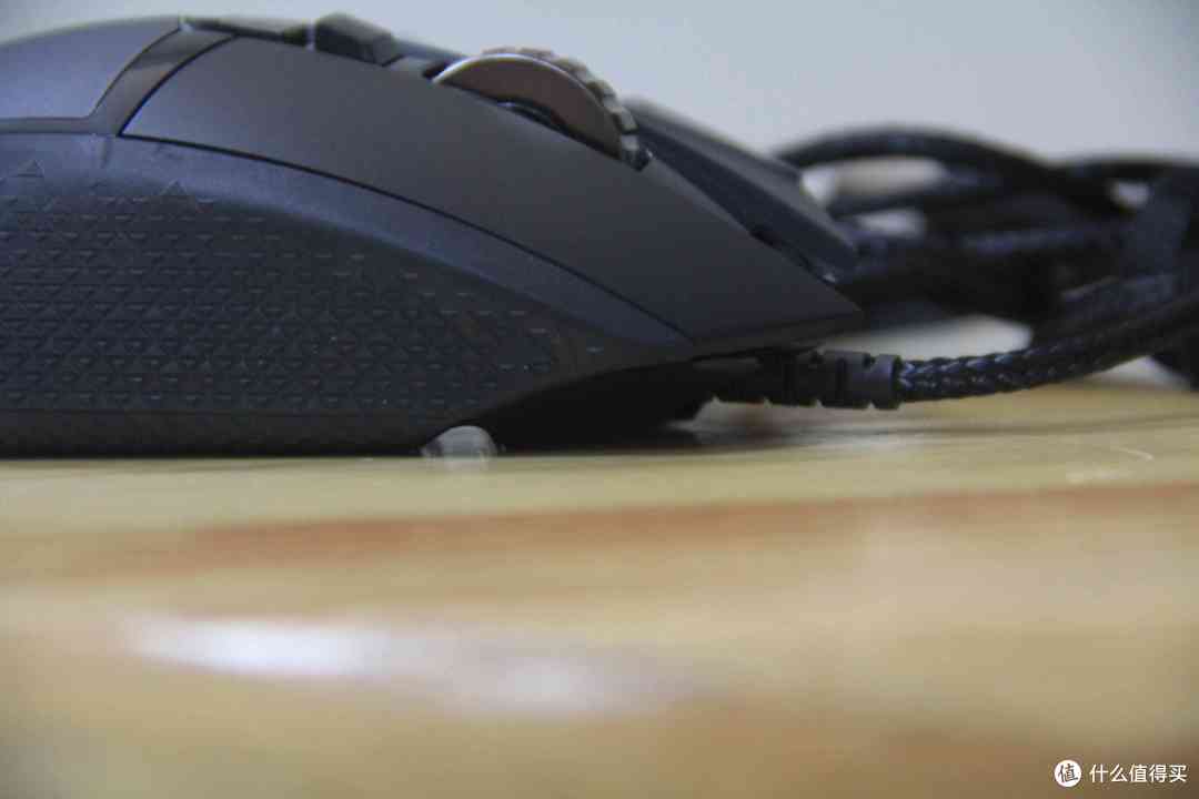 Logitech 罗技 G502RGB 鼠标 简单开箱及使用