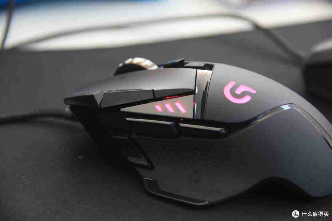 Logitech 罗技 G502RGB 鼠标 简单开箱及使用