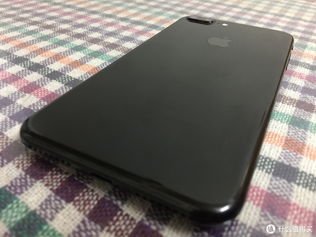 这一次冲动是否值得？iphone 7 plus 亮黑色 128g 智能手机 个人点评