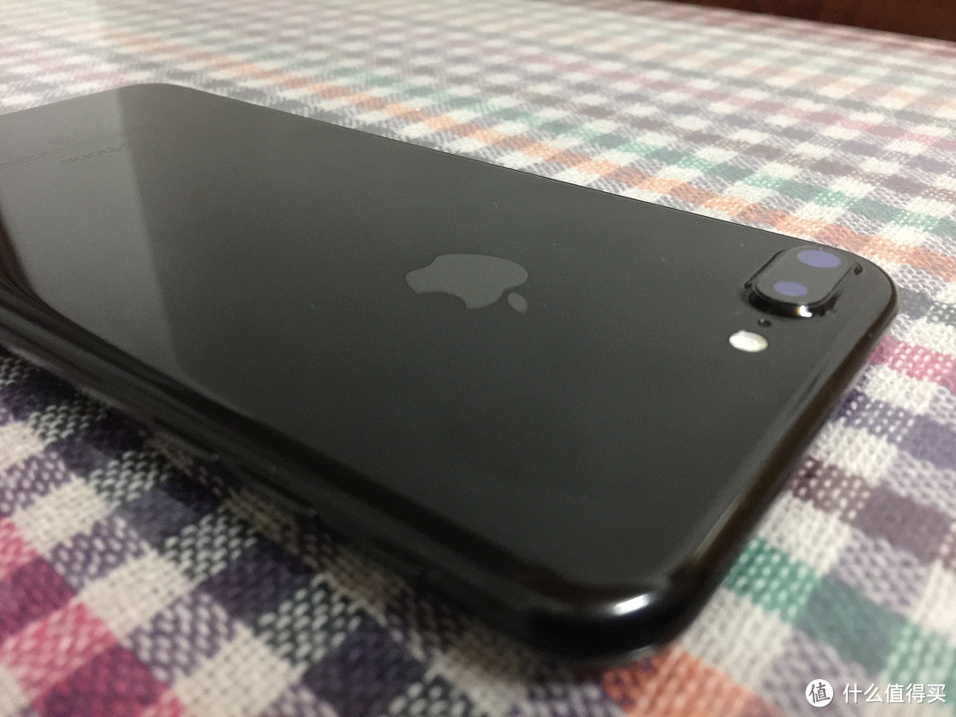 这一次冲动是否值得？iphone 7 plus 亮黑色 128g 智能手机 个人点评