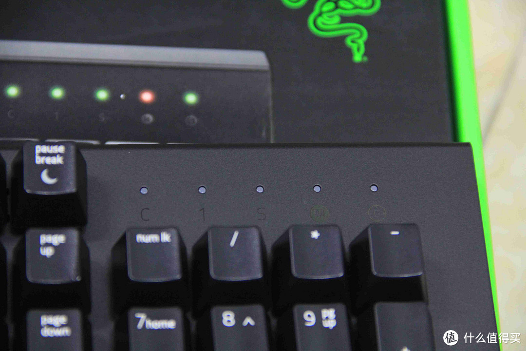 RAZER 雷蛇 BlackWidow X 黑寡妇蜘蛛X 标准版 绿轴键盘 入手体验