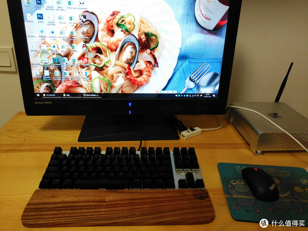 最便宜的茶轴！Rapoo 雷柏 V500 合金版茶轴机械键盘&埃普UP-2铝合金笔记本支架