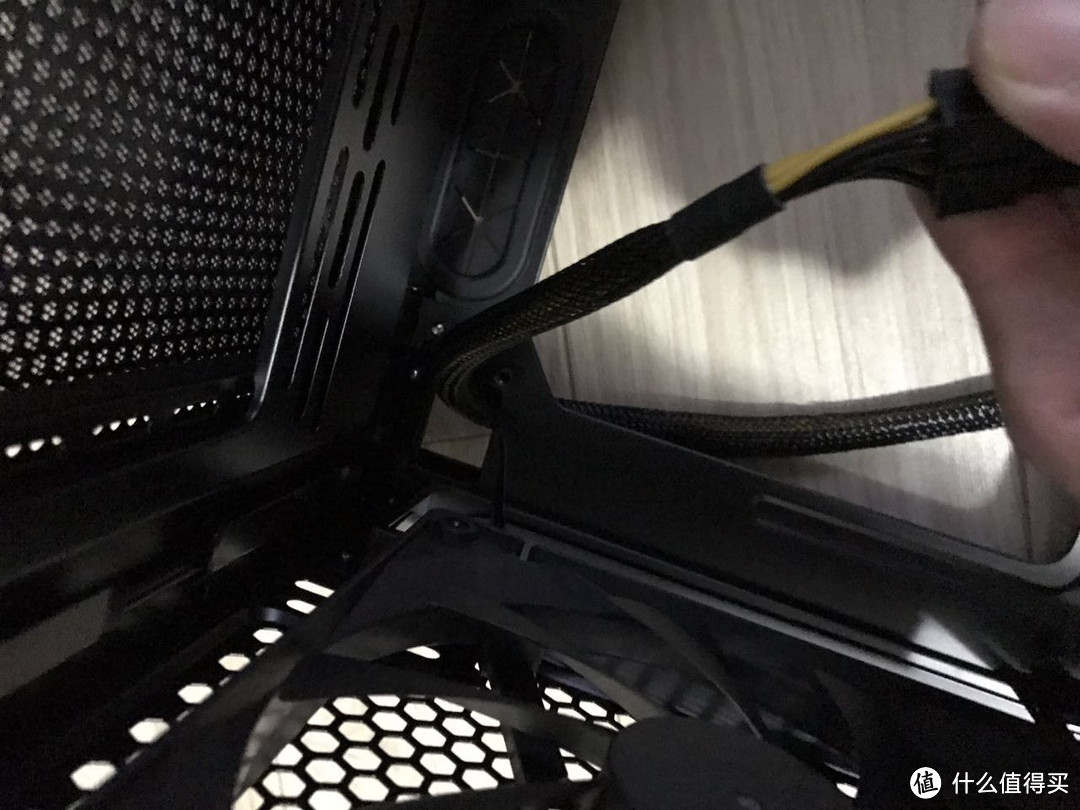 大肚能容——PHANTEKS 追风者 PK-515P 钢化玻璃全侧透 机箱 开箱晒物