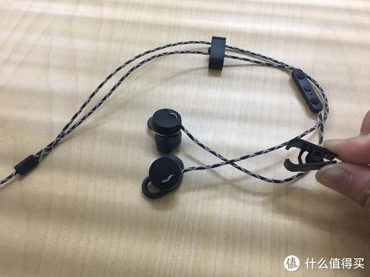 会发光的运动耳塞——URBANEARS Reimers 入耳式运动耳机