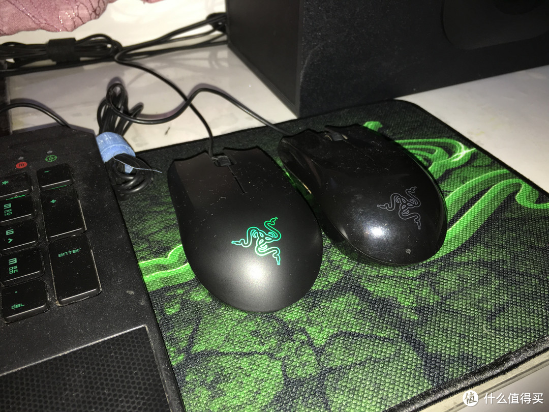 拨草寻蛇——Razer 雷蛇 地狱狂蛇重装甲虫 鼠垫套装开箱