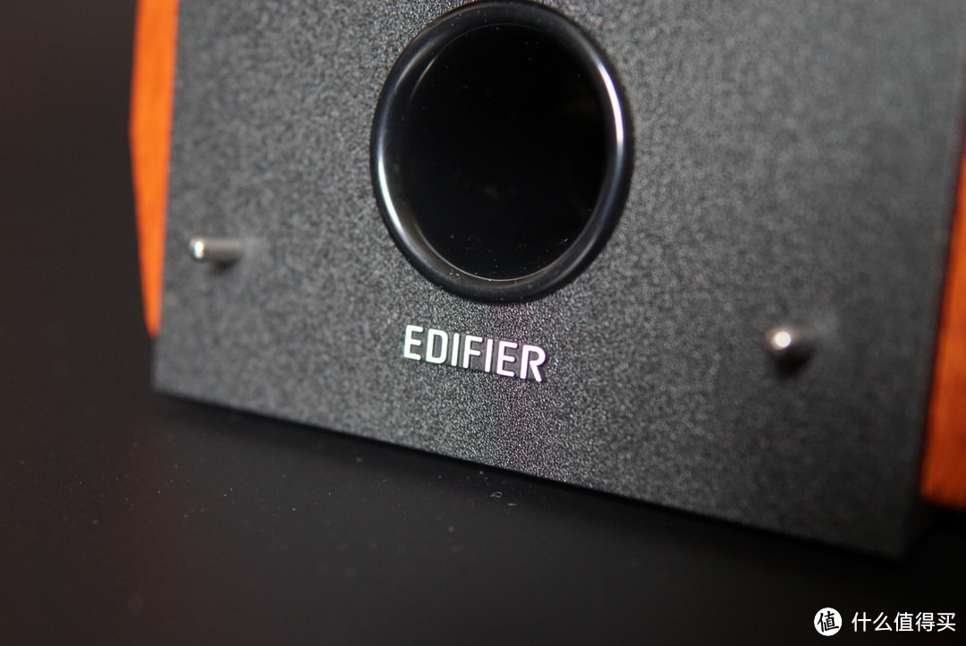 适合自己的，才是最好的 — EDIFIER 漫步者 R1700BT 音箱 开箱