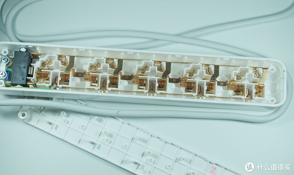 MI 小米 插线板插座5孔位多功能插排接线板 开箱晒单