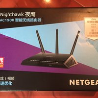 美国网件 夜鹰 R7000 路由器外观展示(指示灯|接口|材质)