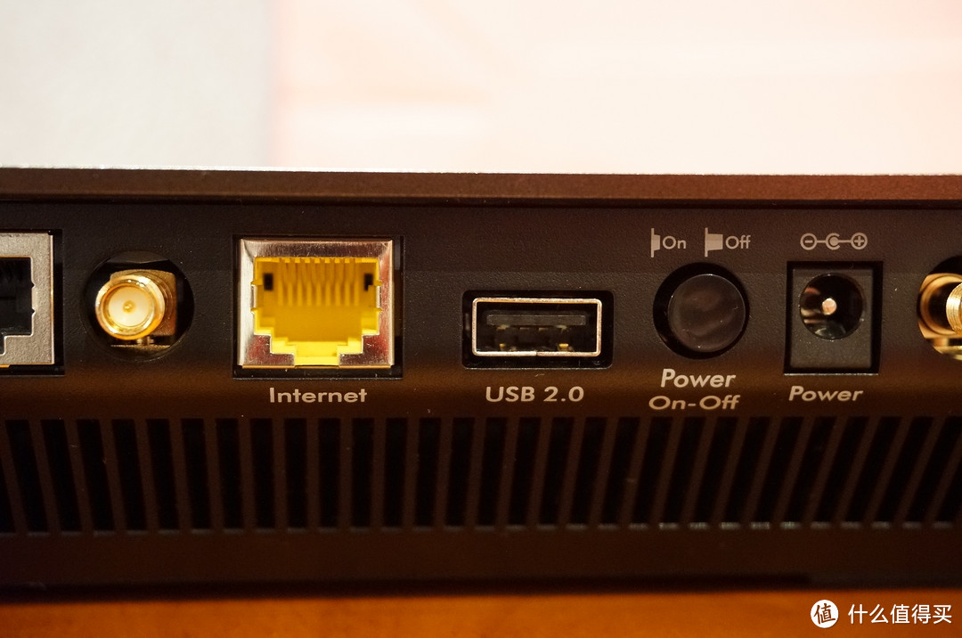 NETGEAR 美国网件 R7000 无线路由器 入手体验