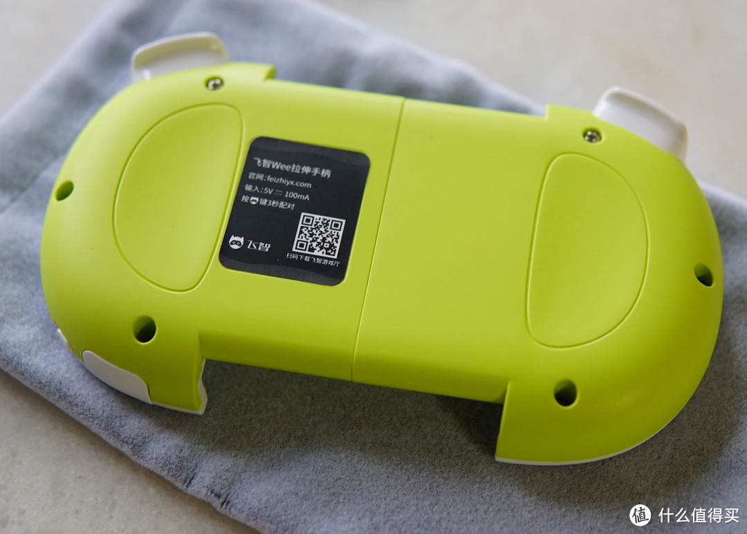 回到从前-飞智 wee 手机蓝牙拉伸手柄体验